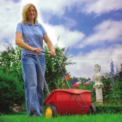 Wolf-Garten Wolf Garten Strooiwagen WE 330 -Stanle Gardena Winkel 4009269542906 2