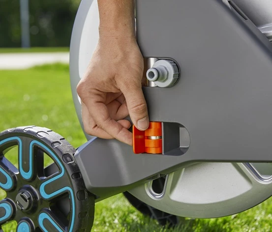 Gardena Metalen Slangenwagen Set AquaRoll M Incl. 20m Slang 12 Gardena Metalen Slangenwagen Set AquaRoll M Incl. 20m Slang - Afbeelding 10