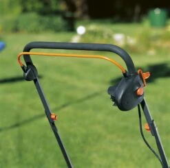 Gardena Elektrische Verticuteermachine EVC 1000 -Stanle Gardena Winkel GA350 0905