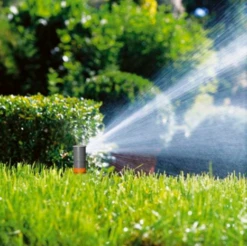 Gardena Verzonken Turbinesproeier T 380 9 Gardena Verzonken Turbinesproeier T 380 -Stanle Gardena Winkel Gardena Verzonken Turbinesproeier T 380 1 2