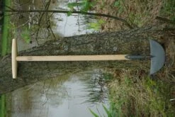 De Wit Graskantsteker Essen T-steel 850mm 12 De Wit Graskantsteker Essen T-steel 850mm -Stanle Gardena Winkel IMG 3924