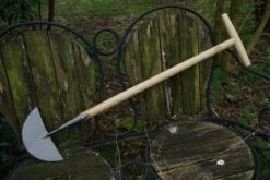 De Wit Graskantsteker Essen T-steel 850mm 13 De Wit Graskantsteker Essen T-steel 850mm -Stanle Gardena Winkel IMG 3926