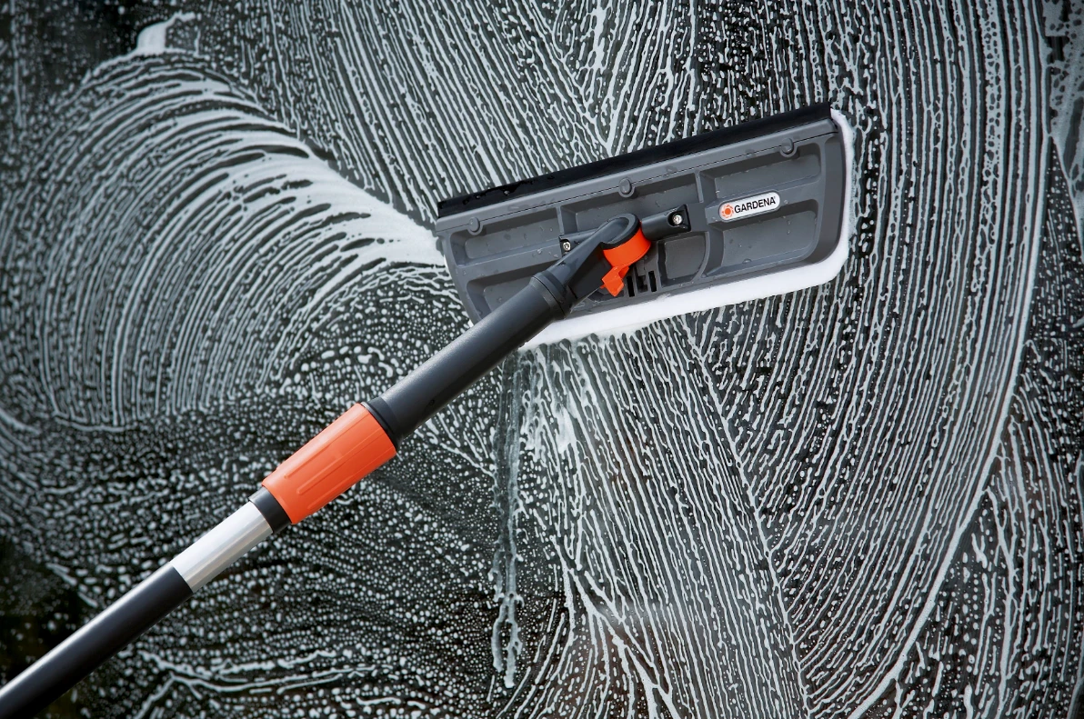 Gardena Raamwasborstel Met Trekker 5 Gardena Raamwasborstel Met Trekker - Afbeelding 3